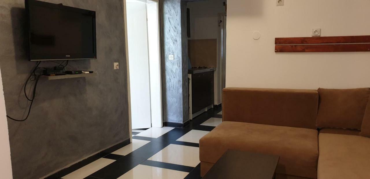 Apartments Prag อุลซิน ภายนอก รูปภาพ
